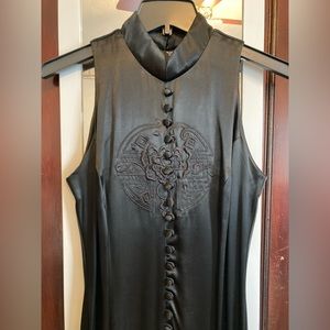 Gorgeous Vintage Long Black Gown with Buttons & Chinese-style Collar/Embroidery